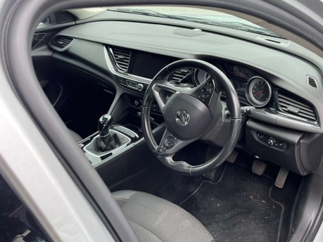 Vauxhall Insignia 1.6 Insignia Tech Line Nav ecoTec TD 5dr 13
