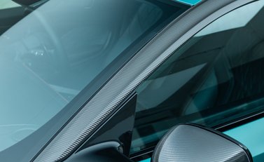 Aston Martin DB12 Coupe 36