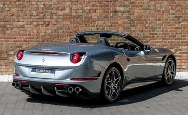 Ferrari California T 9