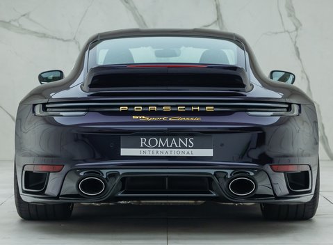 Porsche 911 SPORT CLASSIC (992) 8