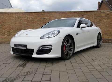 Porsche Panamera Turbo 4
