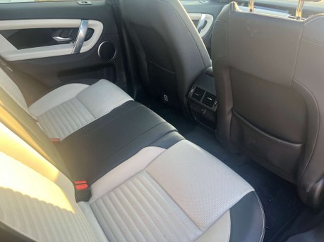 Land Rover Discovery Sport 2.0 Discovery Sport Urban Edition D MHEV Auto 4WD 5dr 21