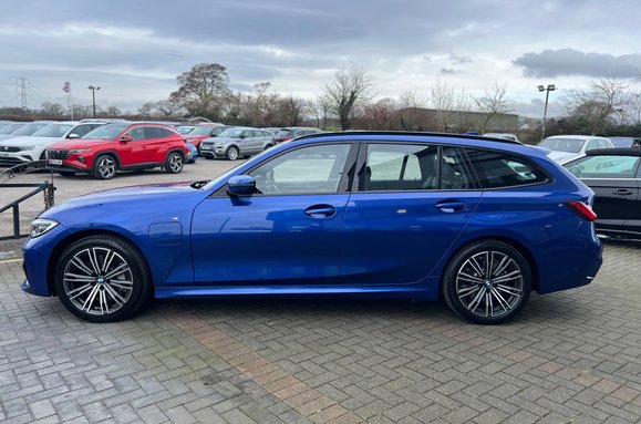 BMW 3 Series 330E M SPORT 13