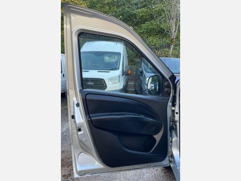 Vauxhall Combo 1.3 CDTi 2000 16v Sportive Panel Van 3dr Diesel Manual FWD L1 H1 (133 g/km, 34