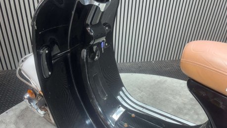 Lexmoto Milano 2021 3K 1 FORMER OWNER RUNNING PROJECT BIKE 125CC SCOOTER 21