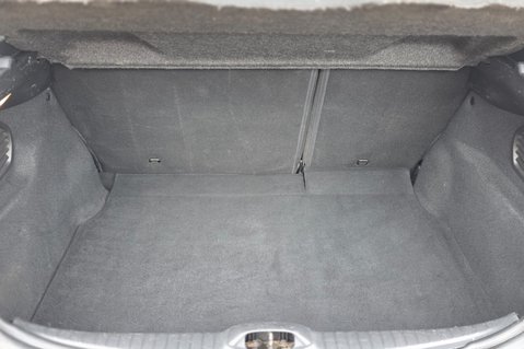 Peugeot 208 PURETECH ACTIVE.. 6 SERVICES.. 1 PREVIOUS KEEPER.. £20 ROAD TAX  14