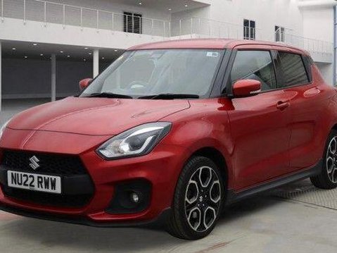 Suzuki Swift SPORT BOOSTERJET MHEV 3