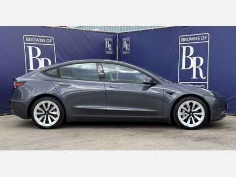 Tesla Model 3 (Dual Motor) Long Range Saloon 4dr Electric Auto 4WDE (346 ps) 3