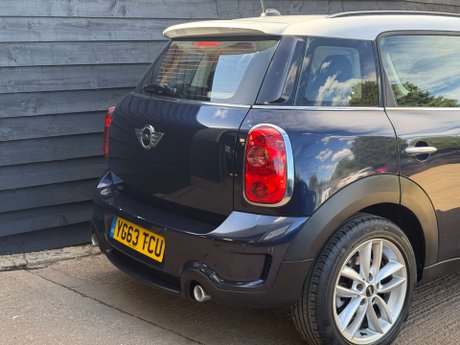 Mini Countryman 2.0 Countryman Cooper SD Auto 5dr 17