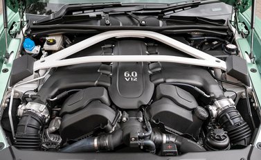 Aston Martin Zagato Vanquish Speedster 32