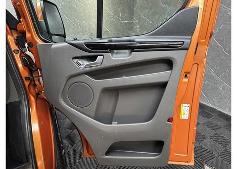 Ford Transit Custom 2.0 300 EcoBlue Limited Crew Van Double Cab 5dr Diesel Manual L1 H1 Euro 6 32