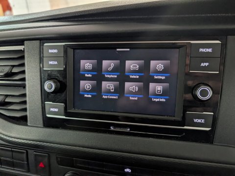 Volkswagen Transporter T28 TDI P/V STARTLINE 15