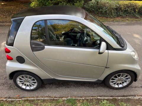 Smart Fortwo Coupe 0.8 fortwo Passion CDi 54 Auto 3dr 4