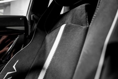 Lamborghini Aventador SV AD PERSONAM. FACTORY SATIN CARBON FIBRE EXT. COMFORT SEATS. FRONT LIFT. 25