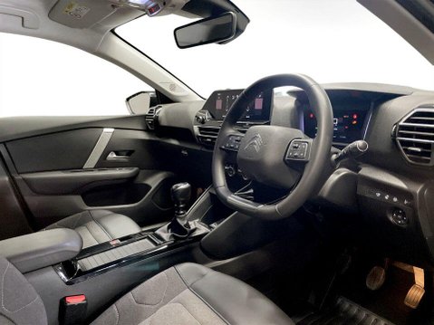 Citroen C4 1.2 PureTech Shine Hatchback 5dr Petrol Manual Euro 6 (s/s) (130 ps) Air Co 12