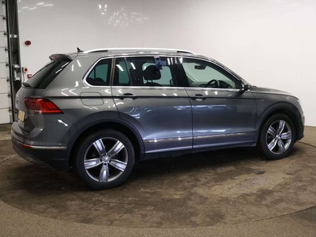 Volkswagen Tiguan 2.0 Tiguan SEL TDI 4Motion Semi-Auto 4WD 5dr 9