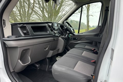 Ford Transit 350 Drw L4 130 ps Single Cab Dropside Truck with Tail Lift - Plant Spec 14