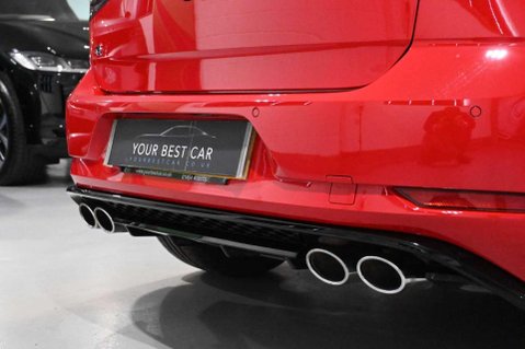 Volkswagen Golf R TSI 4MOTION DSG 18