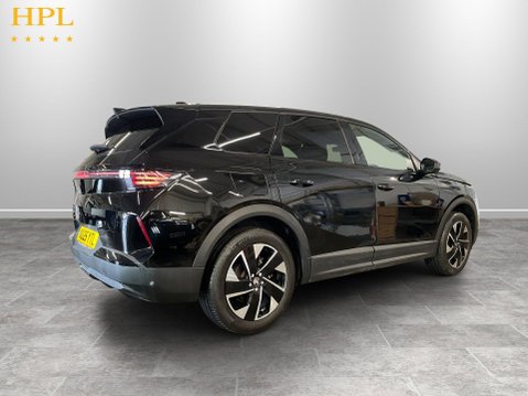 Vauxhall Grandland 1.2 Ultimate SUV 5dr Petrol Hybrid e-DCT Euro 6 (s/s) (136 ps) 7