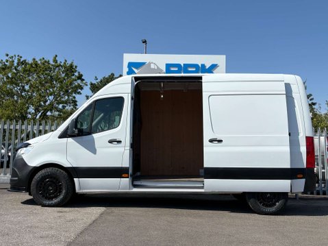 Mercedes-Benz Sprinter 2.0 315 CDI Premium Panel Van 5dr Diesel Manual FWD L2 H2 Euro 6 (s/s) (150 7