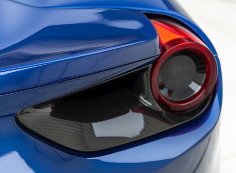 Ferrari 488 Spider 32