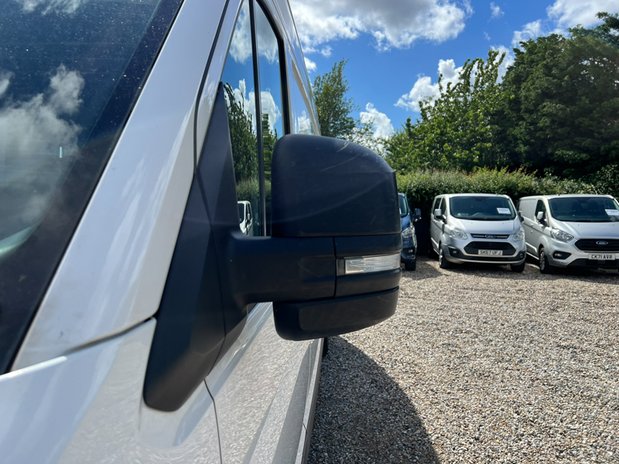 Volkswagen Crafter LWB L3H2 High Roof 35 Trendline 140 EURO 6 NO VAT 20