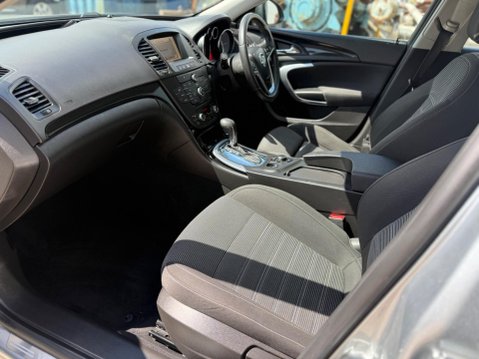 Vauxhall Insignia 2.0 CDTi SRi Nav Auto Euro 5 5dr 34