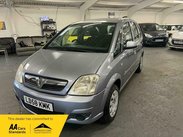 Vauxhall Meriva 1.6i 16v Club Easytronic 5dr 3