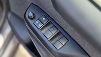 Toyota Yaris 1.5 VVT-h Design Hatchback 5dr Petrol Hybrid E-CVT Euro 6 (s/s) (116 ps) 56