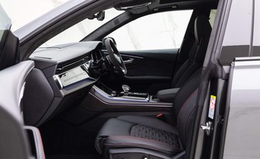 Audi RS Q8 Vorsprung 11