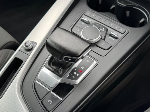 Audi A4 2.0 TDI ultra Sport S Tronic Euro 6 (s/s) 5dr 29