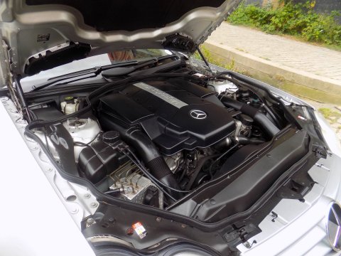 Mercedes-Benz SL Series SL500 35