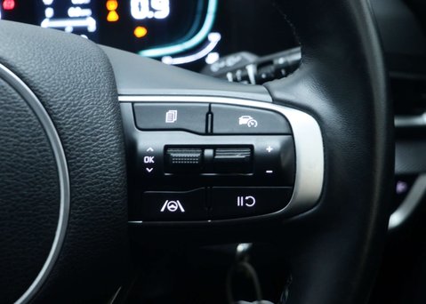 Kia Sportage 1.6 Sportage 2 ISG 5dr 33