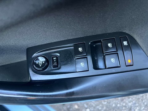 Vauxhall Astra 1.4 Astra SRI 5dr 35