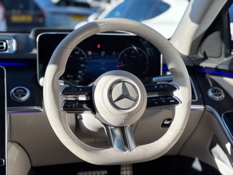 Mercedes-Benz S Class 2.9 S350Ld AMG Line (Premium Plus, Executive) Saloon 4dr Diesel G-Tronic+ 34
