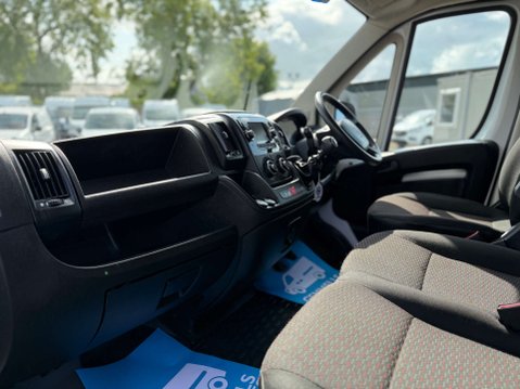 Peugeot Boxer 2.2 Boxer 335 Professional L3H2 Blue HDi 15
