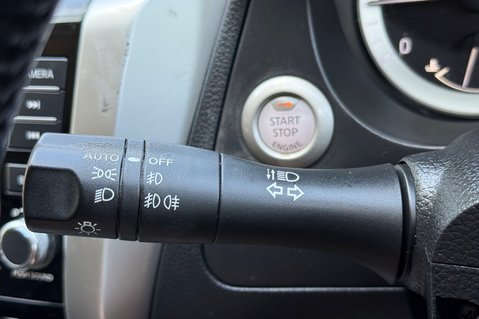 Nissan Navara DCI TEKNA AUTOMATIC - APPLE CAR PLAY - TOWBAR - REAR CANOPY 45