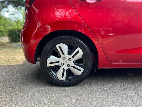 Honda Jazz I-MMD EX 32
