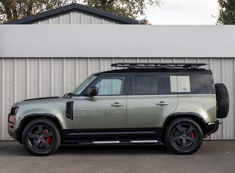 Land Rover Defender 110 X P400 2