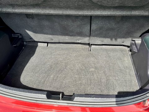 Toyota Yaris VVT-I SR 49