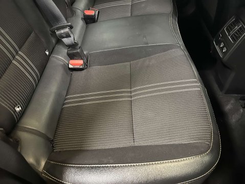 Renault Captur 1.6 Captur E-Tech Engineered PHEV Auto 5dr 39