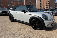 Mini Convertible COOPER SOHO.. CONVERTIBLE.. 11 SERVICES.. FULL LEATHER..A/C..CRUISE CONTROL 42