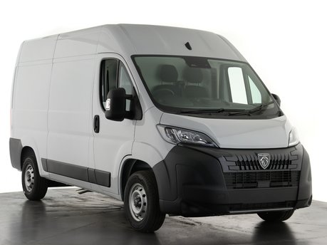 Peugeot Boxer 335 L2H2 BHDi 140 MT6 Professional