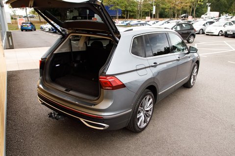 Volkswagen Tiguan Allspace ELEGANCE TSI DSG 39