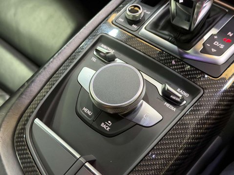 Audi R8 5.2 FSI V10 Performance Coupe 2dr Petrol S Tronic quattro Euro 6 (s/s) (620 60