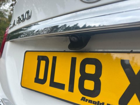 Mercedes-Benz GLA 1.6 GLA200 SE (Executive) Euro 6 (s/s) 5dr 51