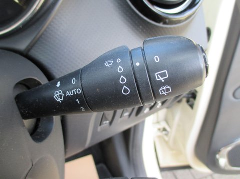 Renault Captur 0.9 TCe ENERGY Dynamique S MediaNav Euro 5 (s/s) 5dr 34