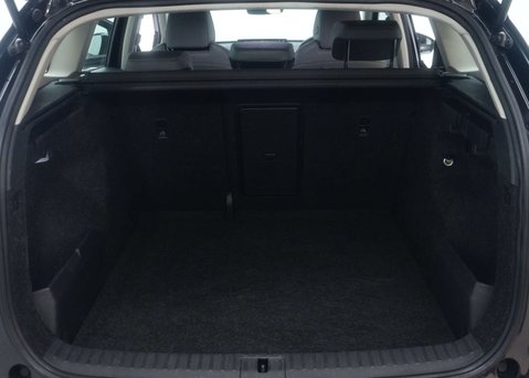 Skoda Enyaq Enyaq iV 60 Nav Lounge 5dr 49