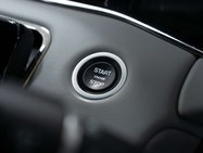 Land Rover Range Rover Evoque 2.0 Range Rover Evoque R-Dynamic HSE D MHEV Auto 4WD 5dr 25