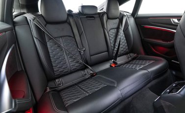 Audi RS7 Sportback Carbon Black 8